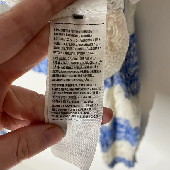 Abercrombie & Fitch Blue and White Stripe Cropped Knit Sweater Size Large - Picture 5 of 6